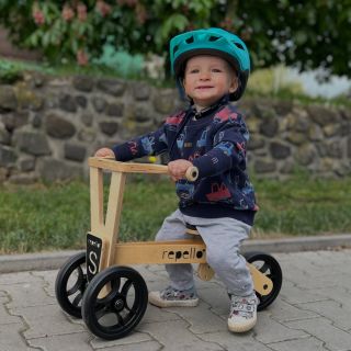 První opravdové kolo do života 🚲✨ Lehké, bezpečné a vyrobené v Česku 🇨🇿 RePello Model S je stvořené pro první jízdy vašich...